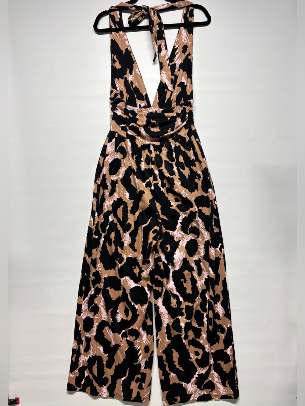 ✨Diane Von Furstenberg Halter Leopard Neutral Jumpsuit Size M - Picture 3 of 11